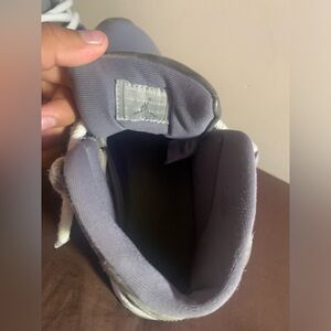 Cool grey 11s size 9 men’s